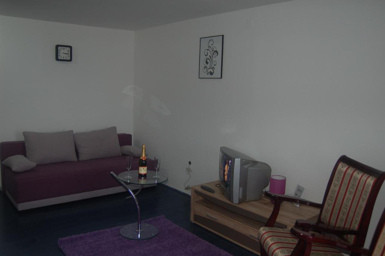 Apartmani Marios Ni Eksteriør billede